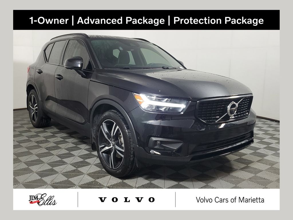 2021 Volvo XC40 T5 R-Design AWD's photo