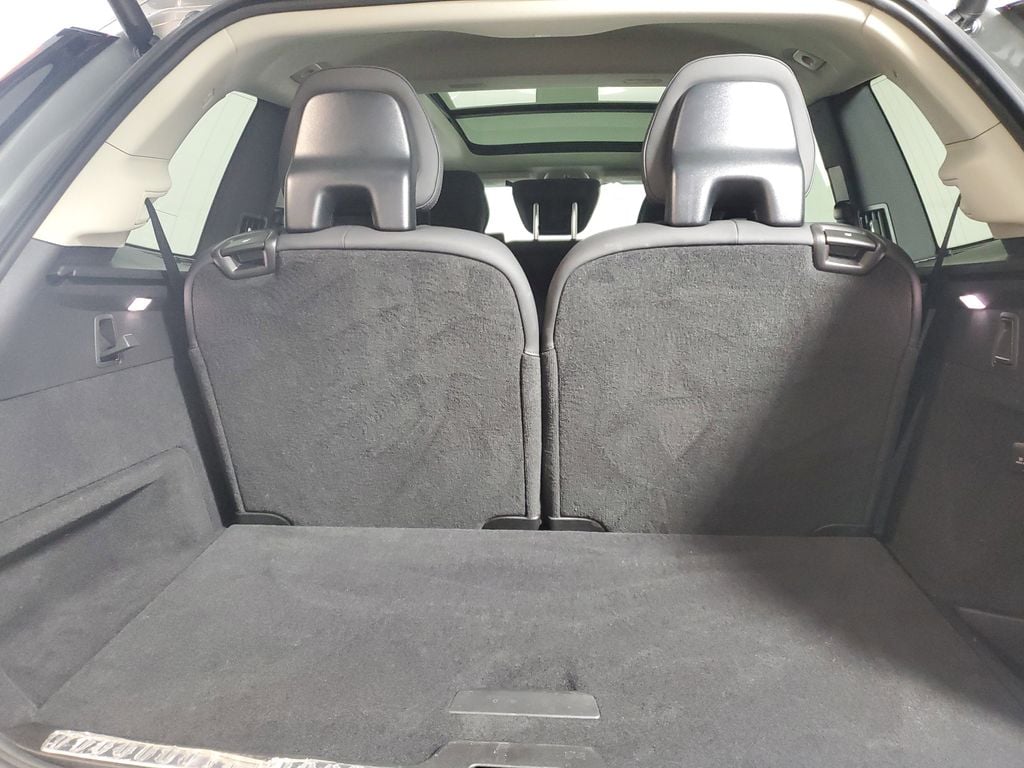 2025 Volvo XC90 Core - Photo 11