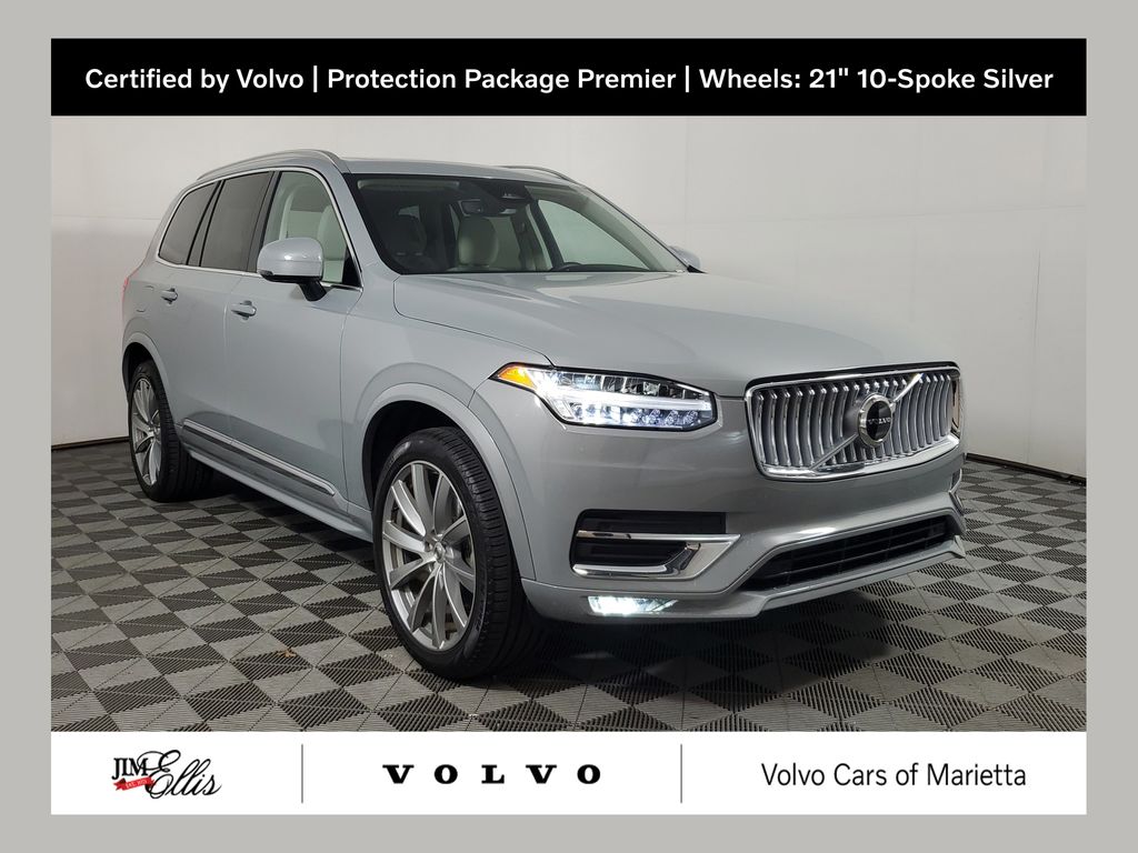 2025 Volvo XC90 B5 Core Bright 4WD's photo
