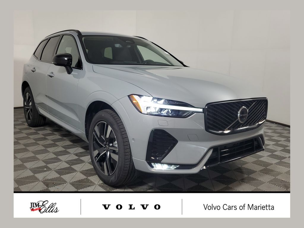 2026 Volvo XC60 B5 Plus Dark AWD's photo