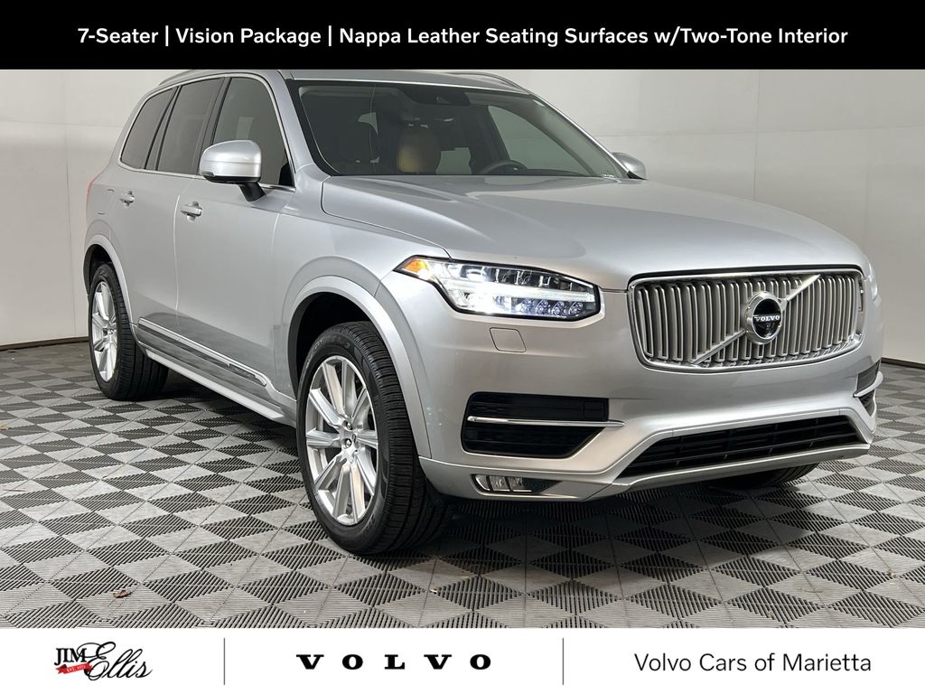 2016 Volvo XC90 Inscription's photo