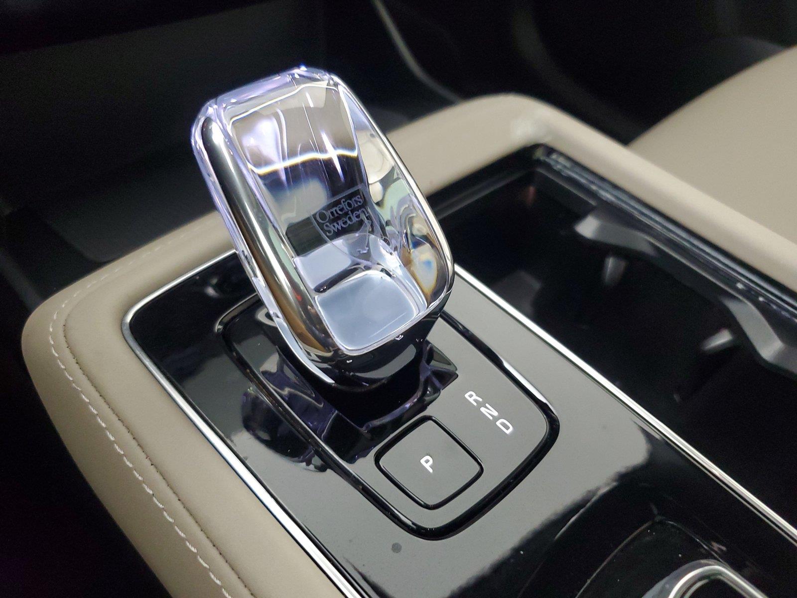 2026 Volvo XC90 Plus - Photo 32