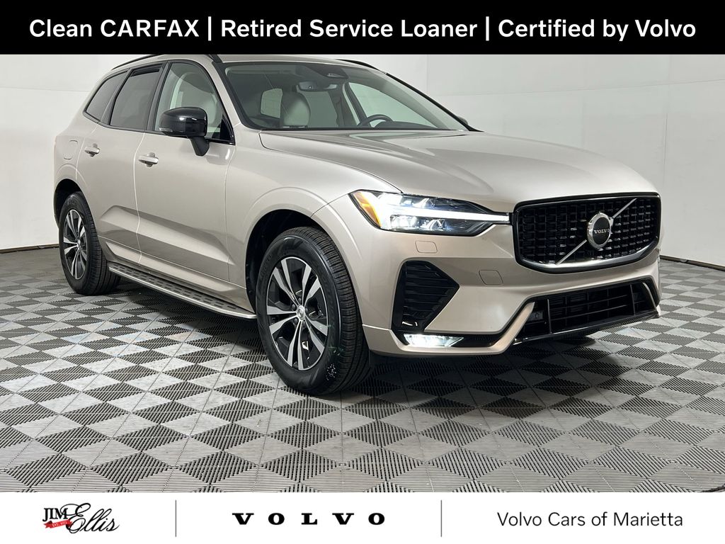 2025 Volvo XC60 Core's photo