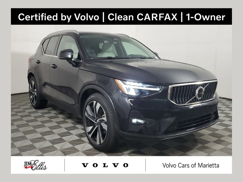 2023 Volvo XC40 B5 Plus Bright AWD's photo