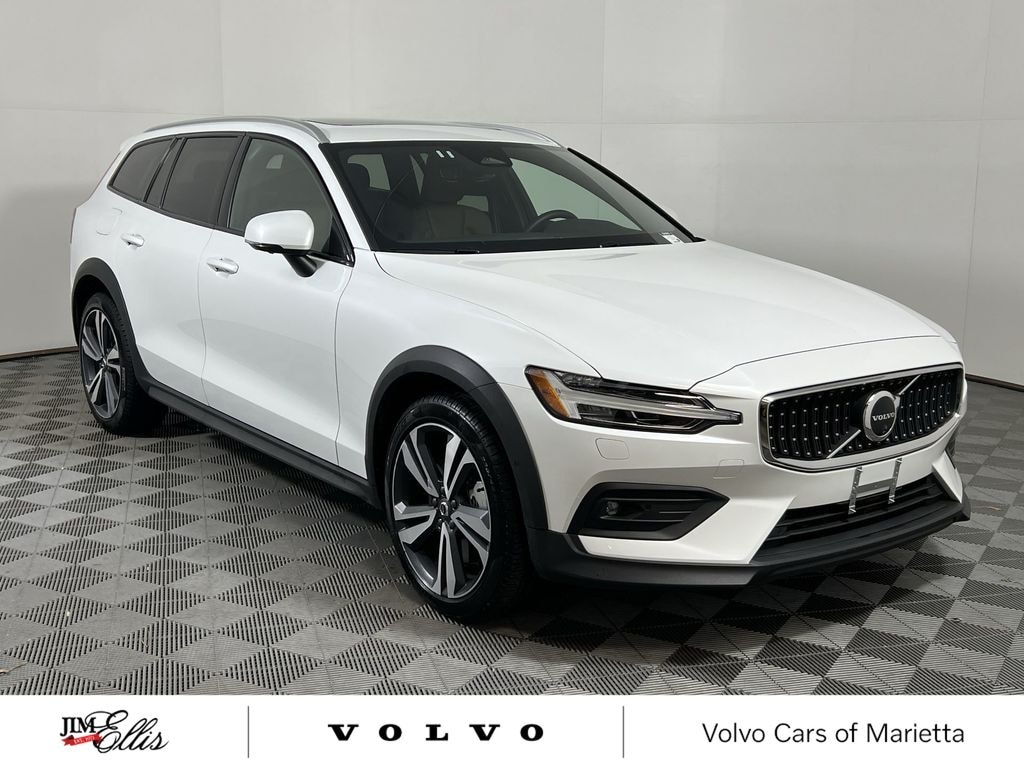 Certified 2025 Volvo V60 Cross Country B5 Plus Wagon