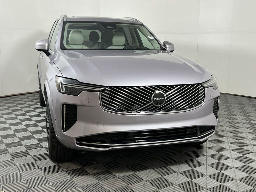 New 2026 Volvo XC90 B5 Ultra 7-Seater SUV