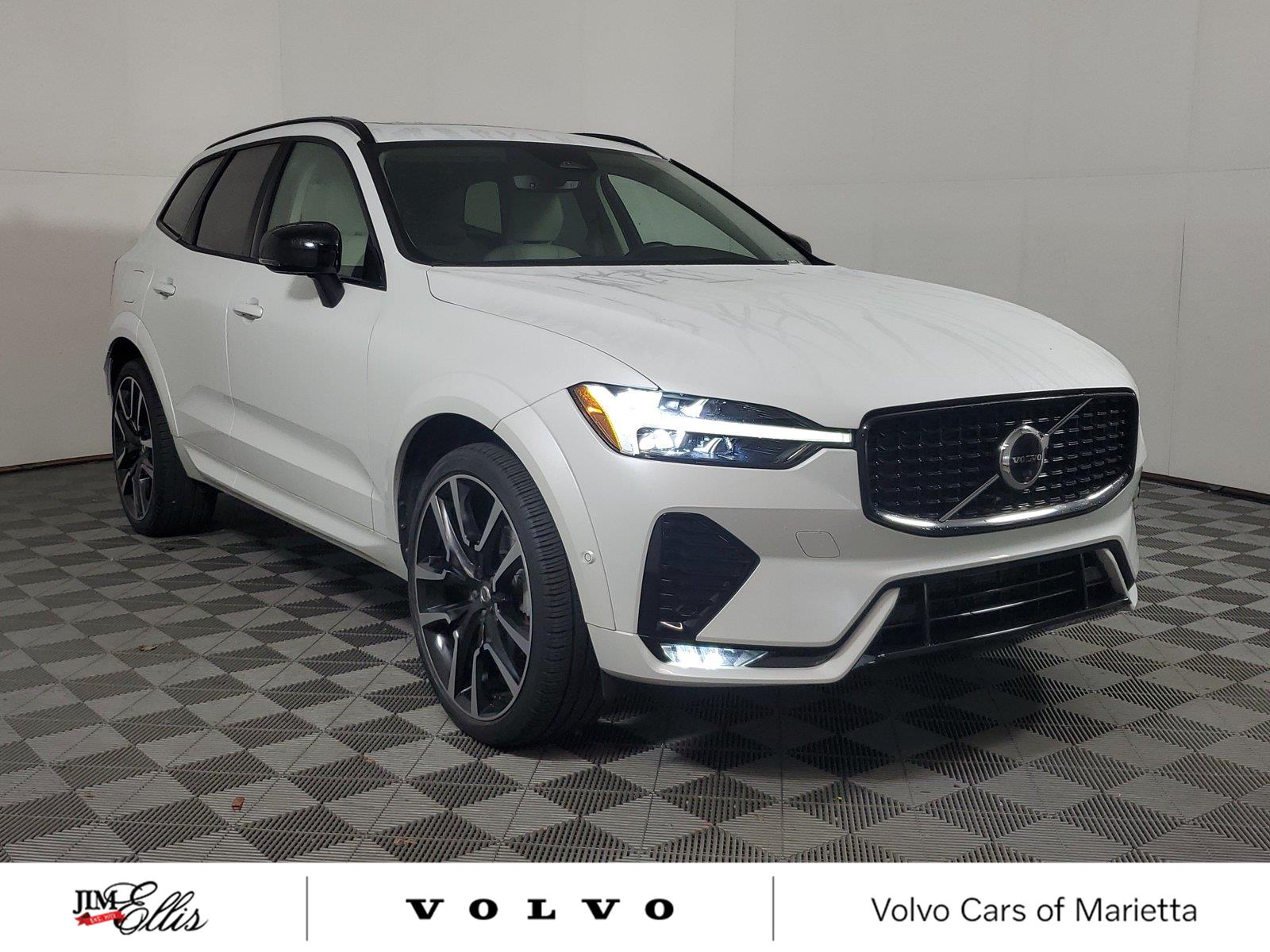 Certified 2024 Volvo XC60 B5 Ultimate Dark SUV