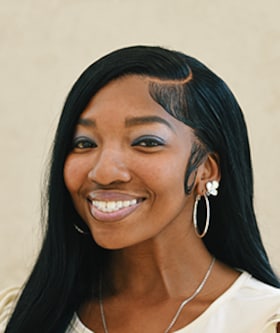 Staff member April Kemp from ID_b838e244184d