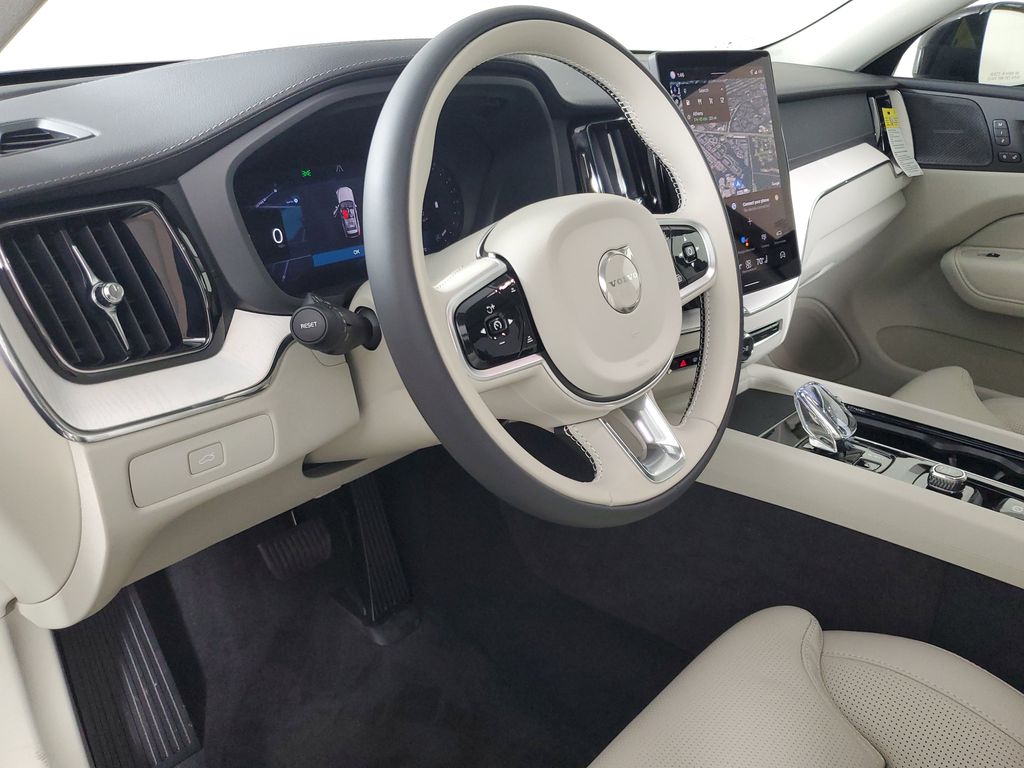2026 Volvo XC60 Ultra - Photo 24