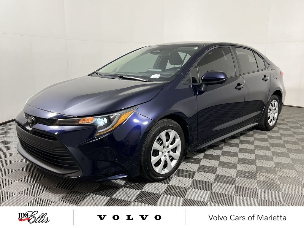 2023 Toyota Corolla LE photo 4