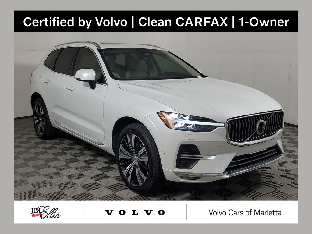 2023 Volvo XC60 B5 Plus Bright Theme AWD's photo