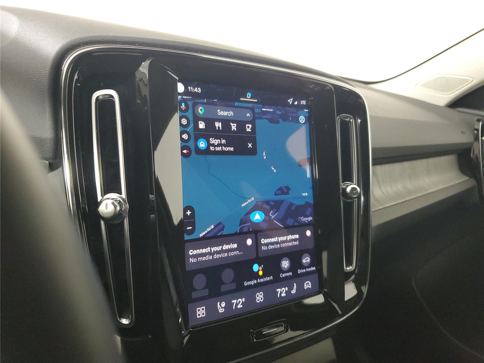 2026 Volvo XC40 Core - Photo 28