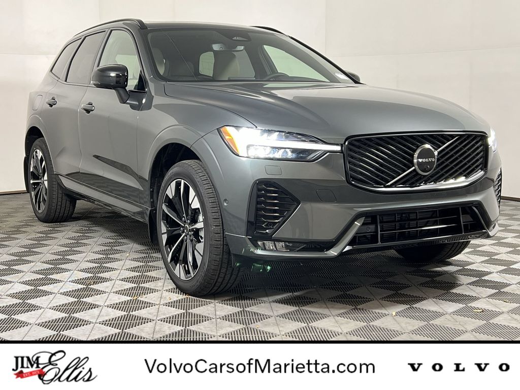 2026 Volvo XC60 Plus's photo