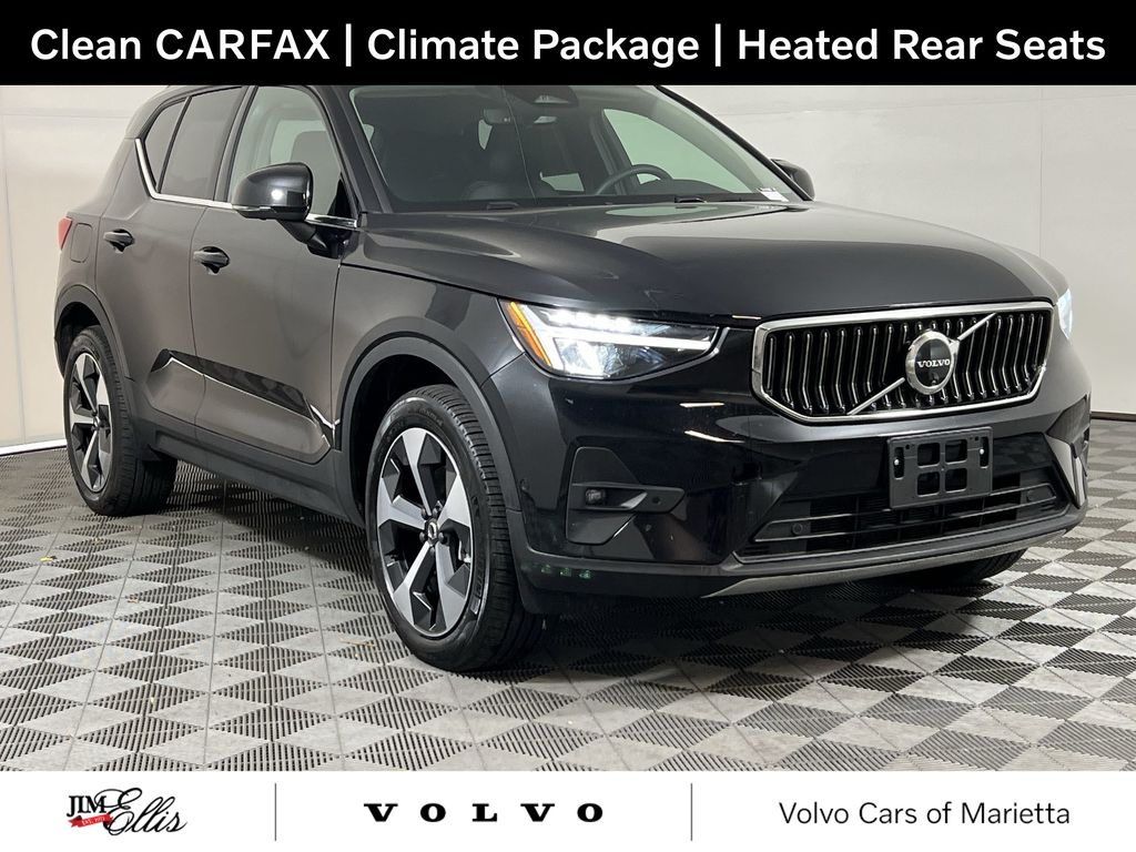 2025 Volvo XC40 Plus's photo