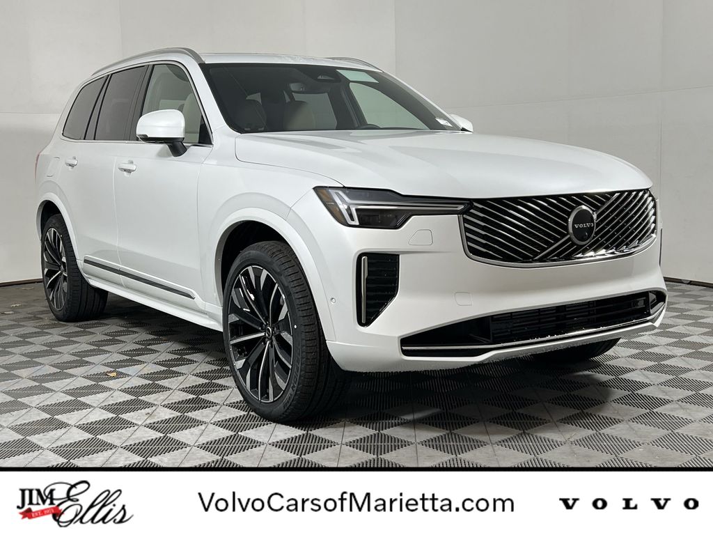 2026 Volvo XC90 Plus's photo