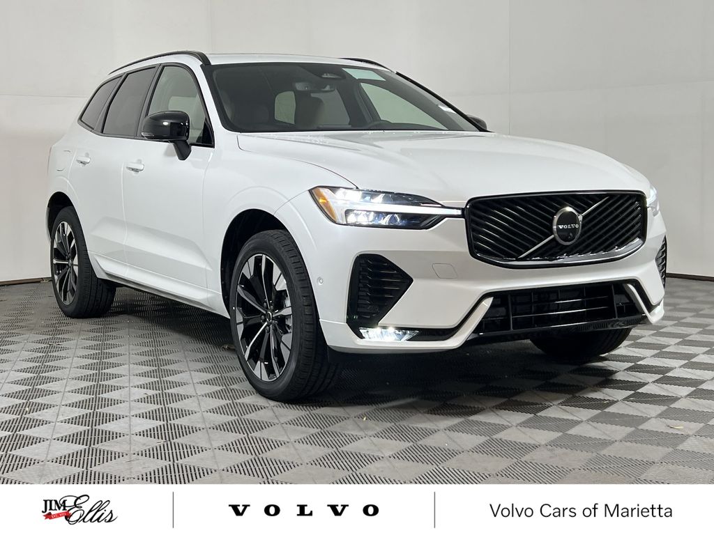 2026 Volvo XC60 Plus's photo