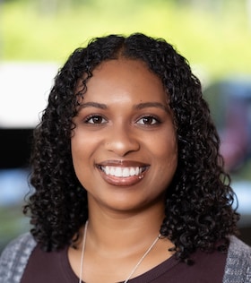 Staff member Nazha Christie from ID_85f351