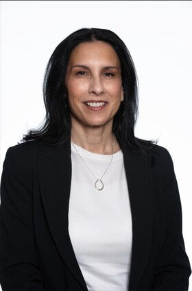 Staff member Jeana Neves from ID_dfb798