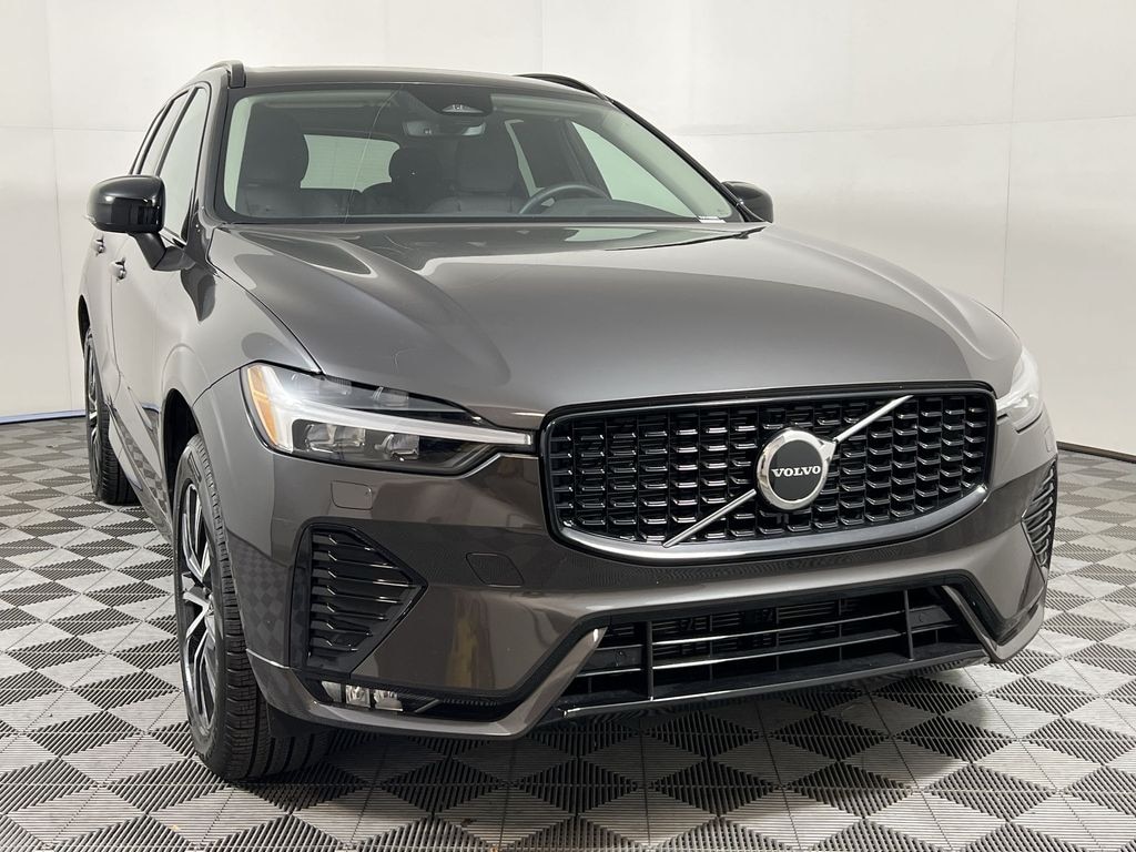 Certified 2025 Volvo XC60 B5 Core SUV