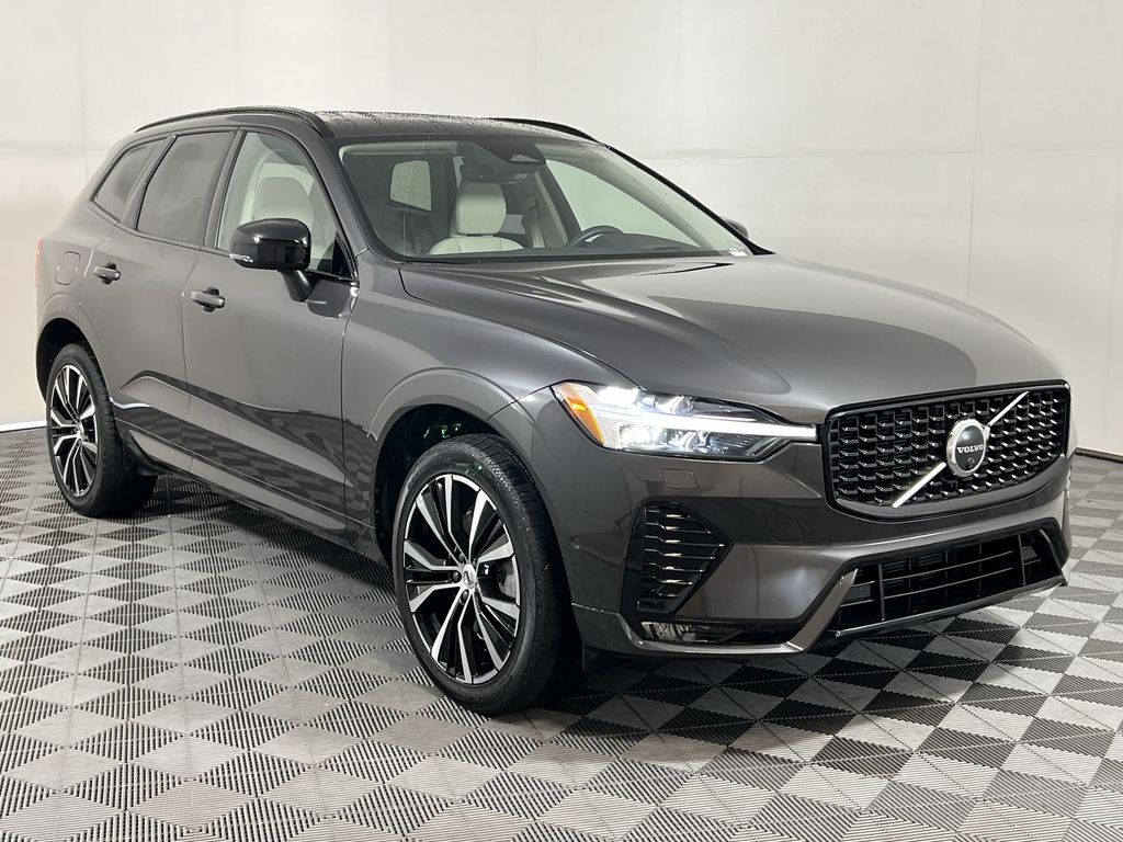 2023 Volvo XC60 Ultimate photo 2