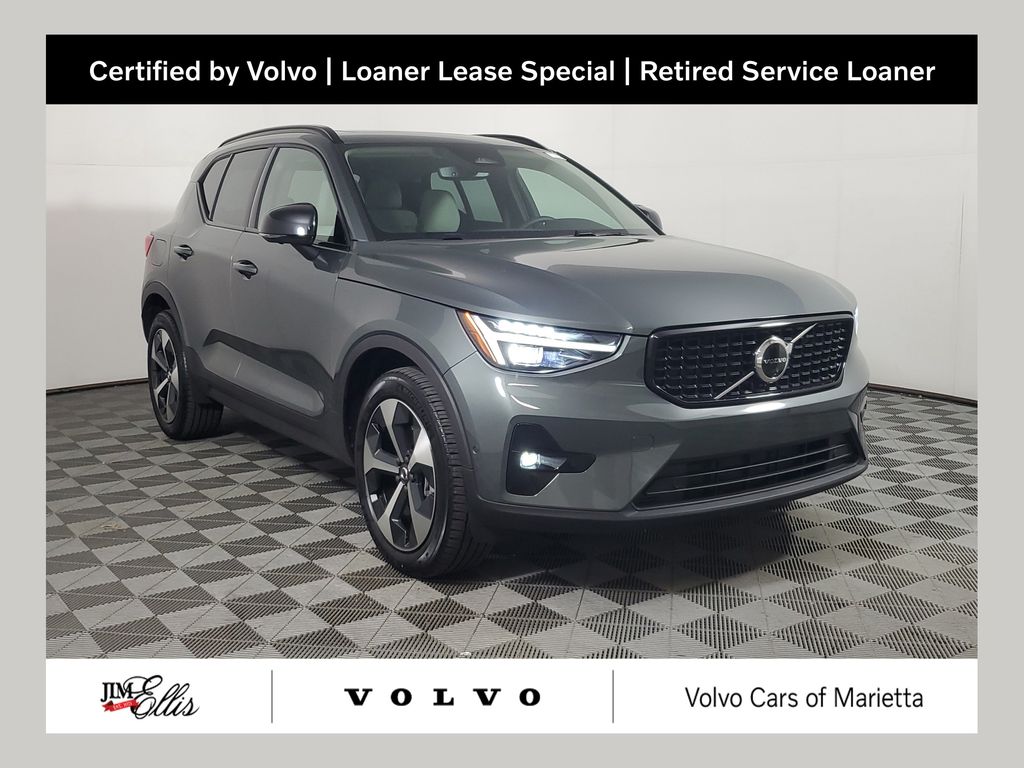 2026 Volvo XC40