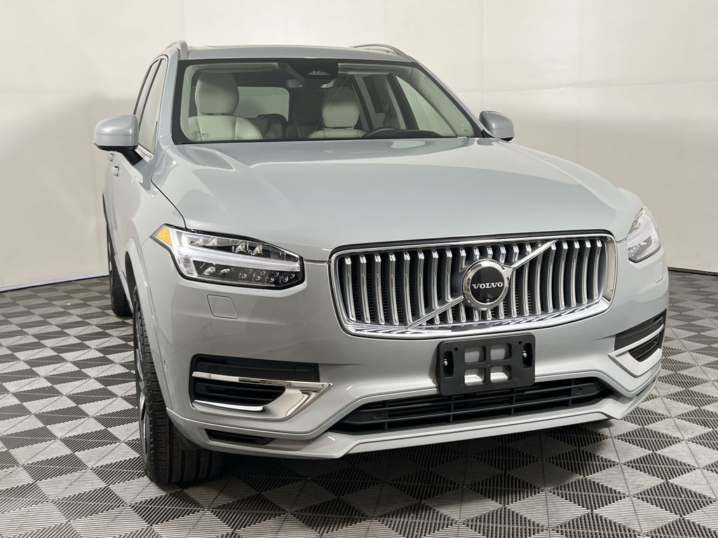 2024 Volvo XC90 Recharge Ultimate T8 AWD photo 3