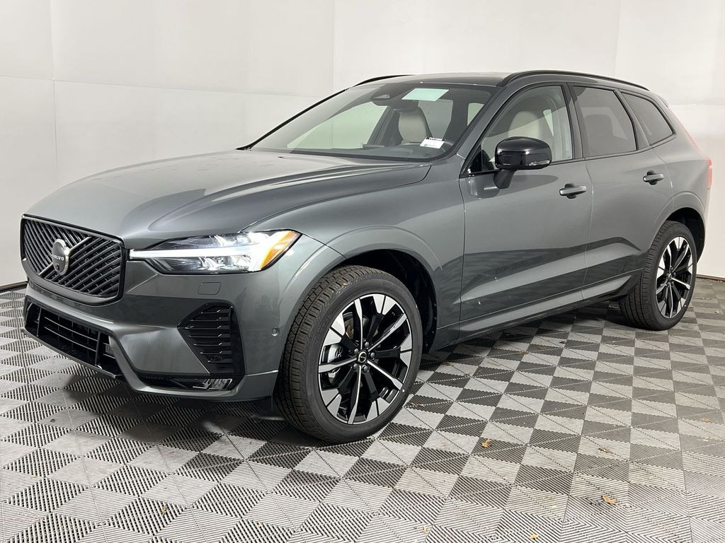 New 2026 Volvo XC60 B5 Plus SUV