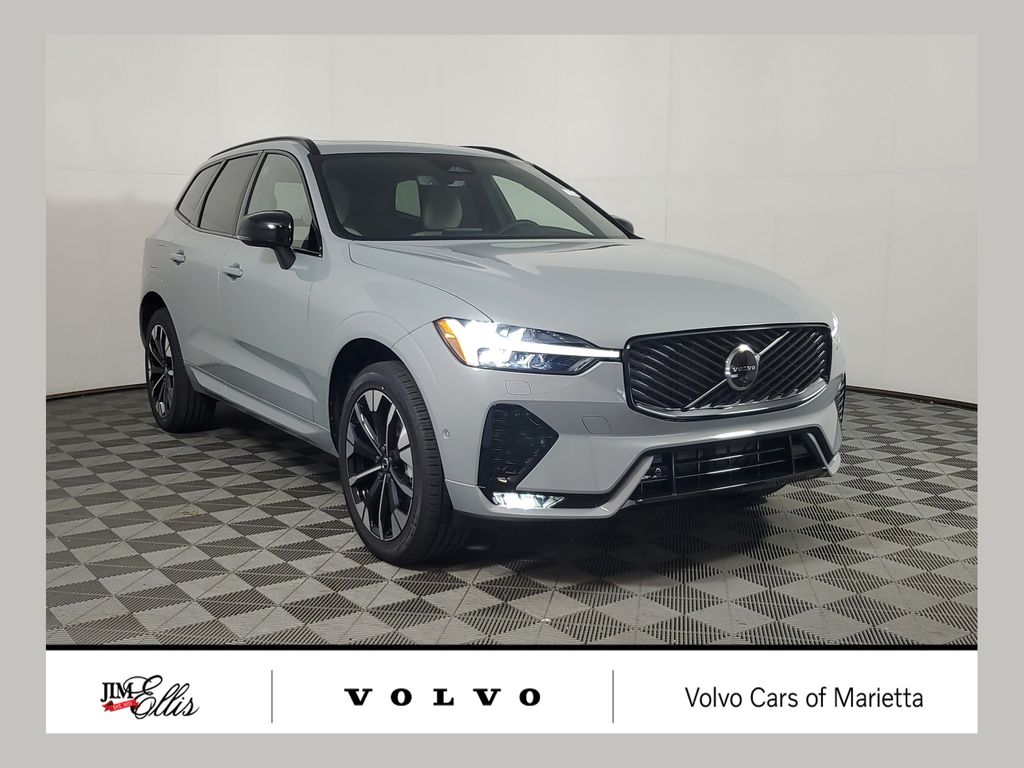 2026 Volvo XC60 B5 Plus Dark AWD's photo
