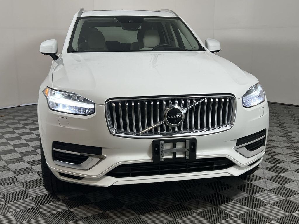 Certified 2022 Volvo XC90 Recharge Plug-In Hybrid T8 Inscription Expression Extended Range 6P SUV
