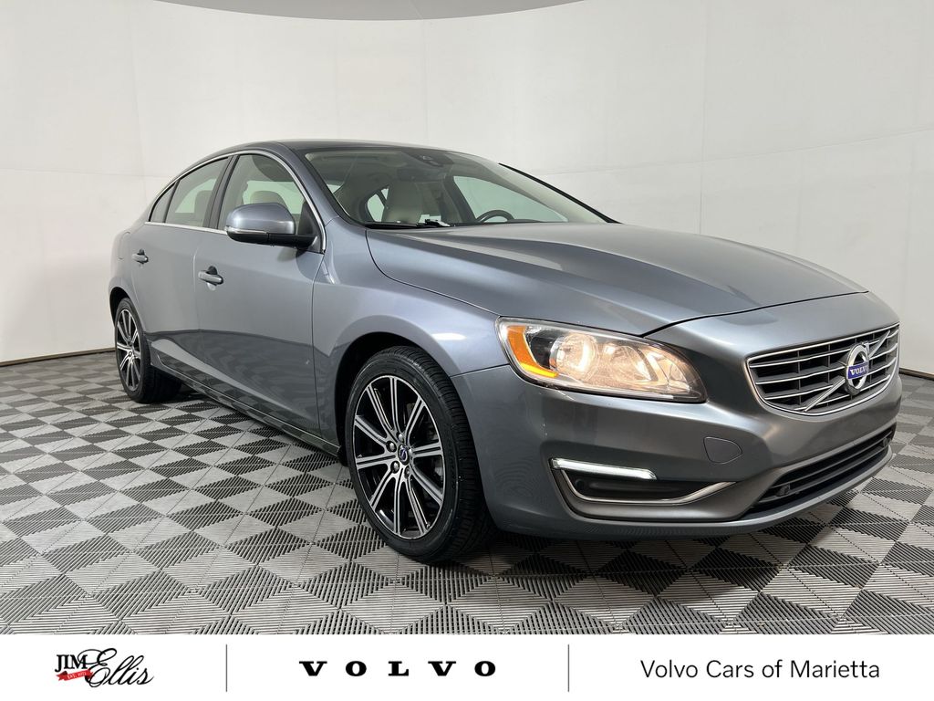 2018 Volvo S60 T5 Inscription photo 2