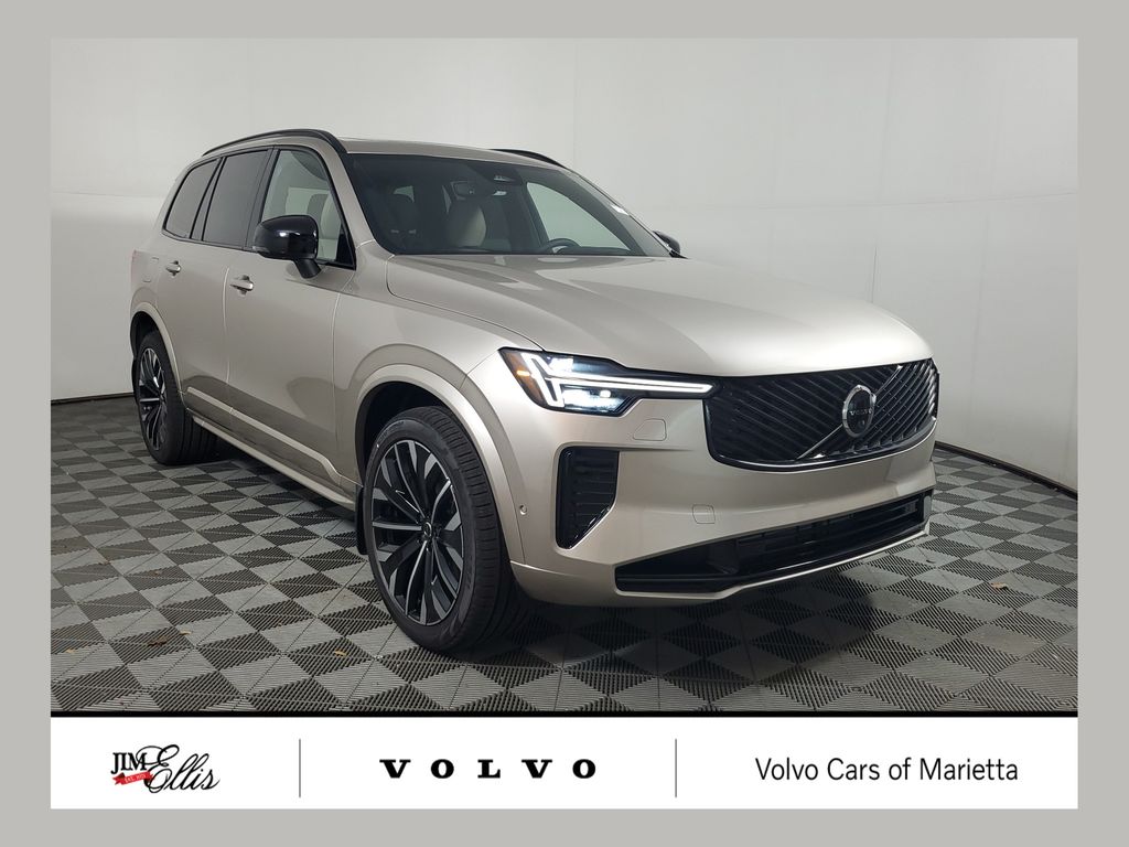 2026 Volvo XC90 plug-in hybrid