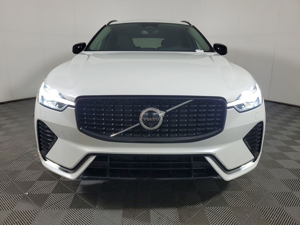 Certified 2025 Volvo XC60 B5 Plus SUV