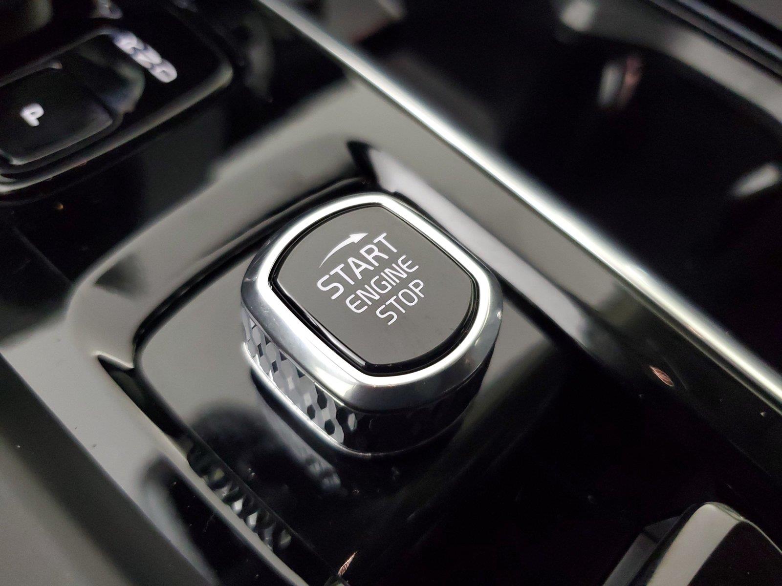2026 Volvo XC60 Core - Photo 33