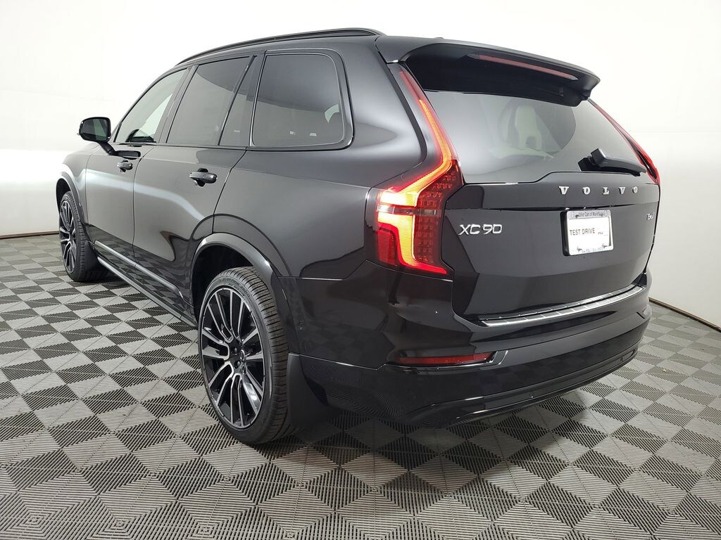 New 2026 Volvo XC90 B6 Ultra Dark Theme 7-Seater SUV