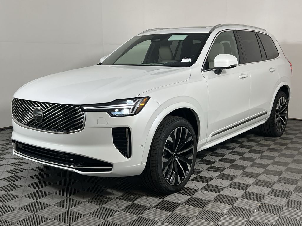 2026 Volvo XC90 Plus photo 4