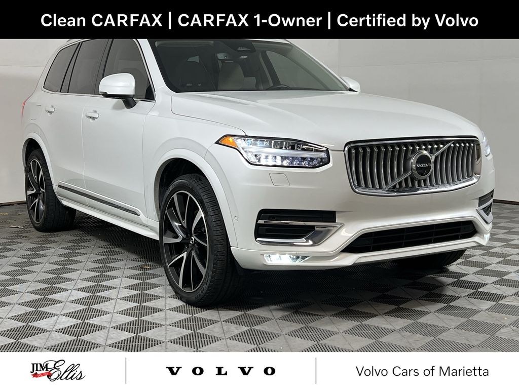 2025 Volvo XC90 Plus's photo