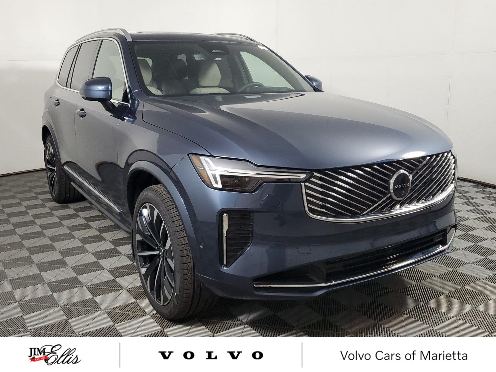 2026 Volvo XC90 plug-in hybrid
