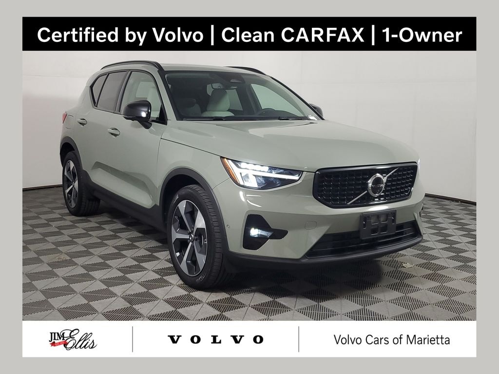 Certified 2025 Volvo XC40 B5 Plus Dark Theme SUV