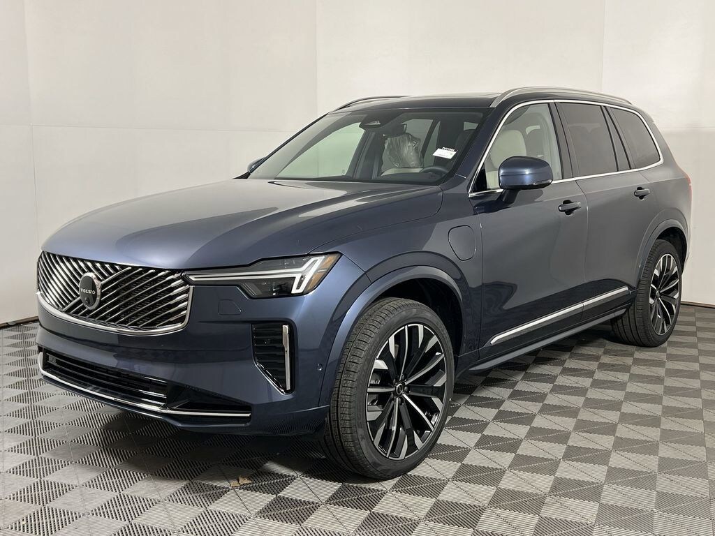 New 2026 Volvo XC90 plug-in hybrid T8 Plus 7-Seater SUV