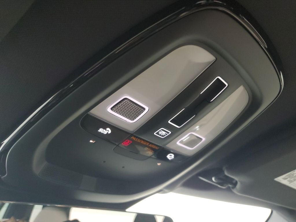 2026 Volvo XC90 Plus - Photo 36