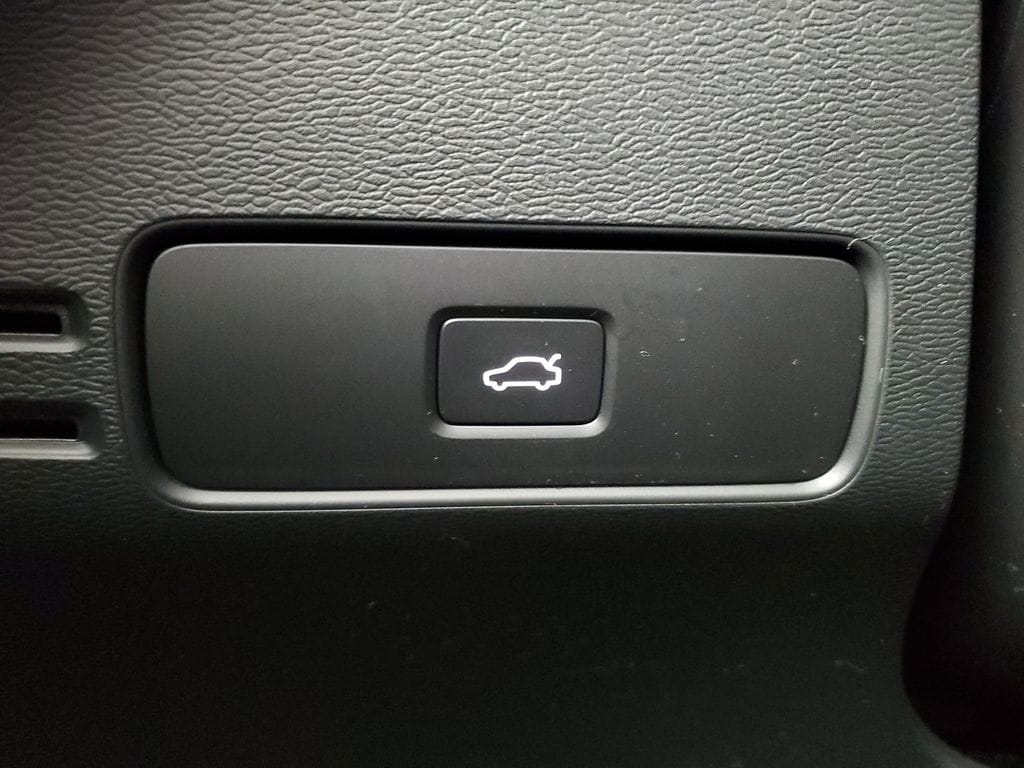 2026 Volvo XC40 Core - Photo 37