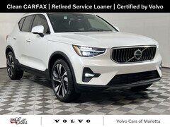 2025 Volvo XC40 B5 Ultra Bright Theme SUV