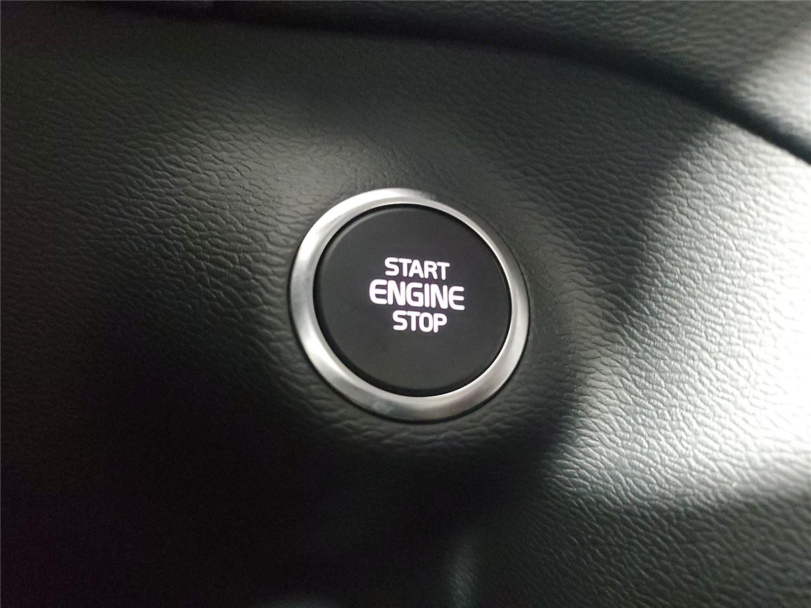 2026 Volvo XC40 Core - Photo 33