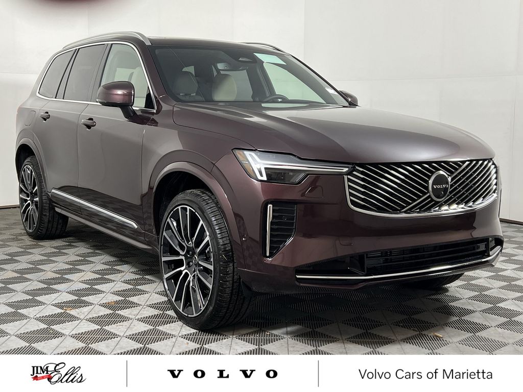 2026 Volvo XC90 Plus's photo