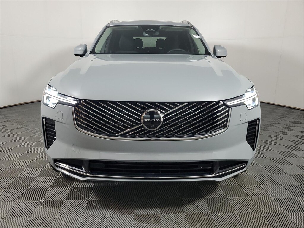 New 2026 Volvo XC90 B6 Plus 7-Seater SUV