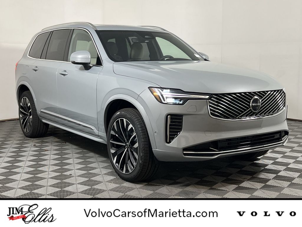 2026 Volvo XC90 Plus's photo