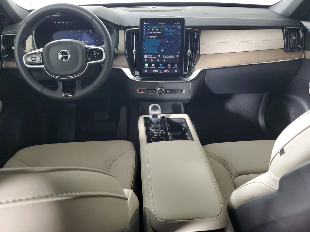 2026 Volvo XC90 Plus - Photo 16