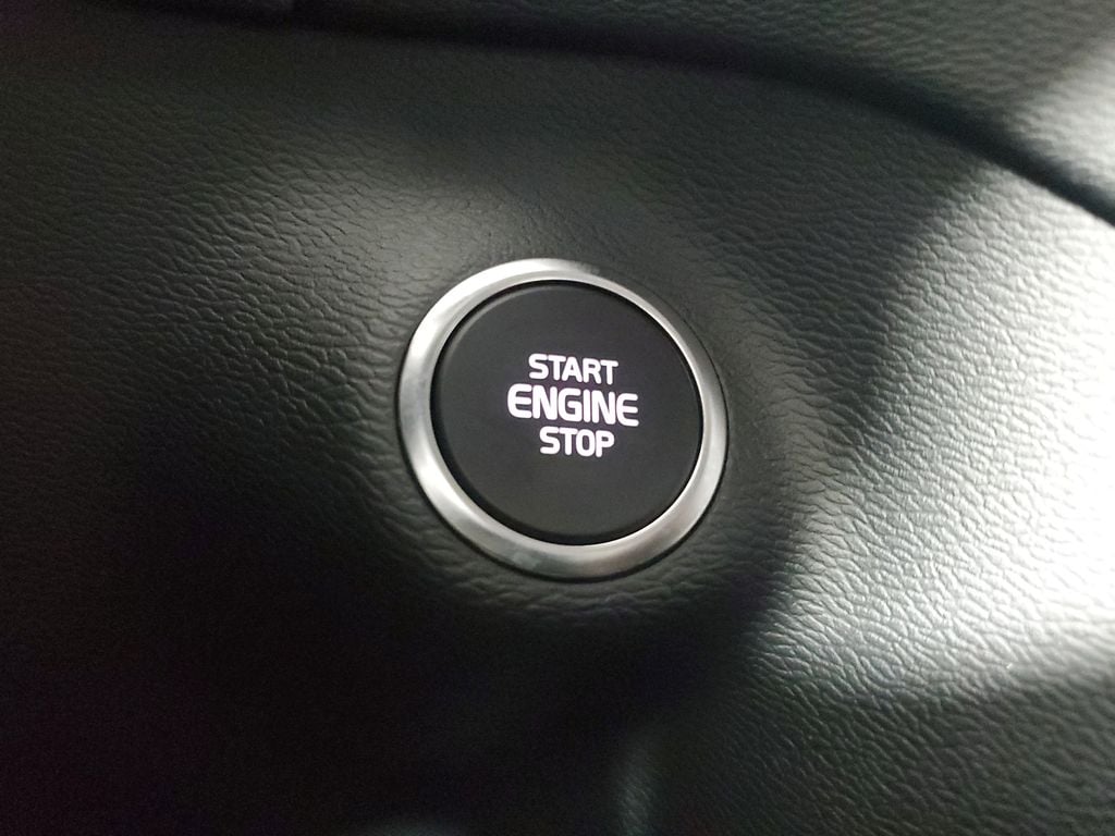2026 Volvo XC40 Core - Photo 35