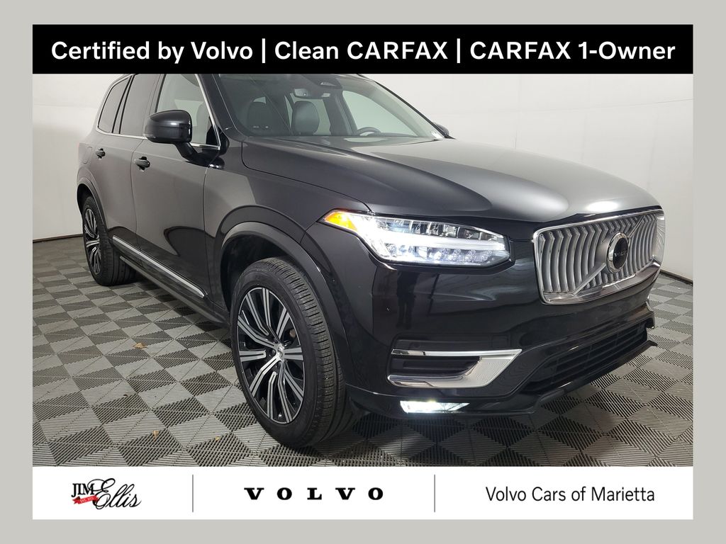 2025 Volvo XC90 B5 Core Bright 4WD's photo