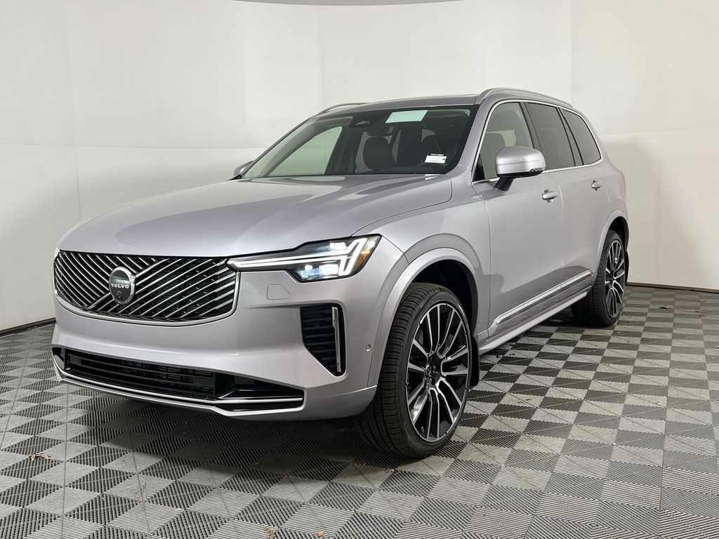 2026 Volvo XC90 Plus photo 3